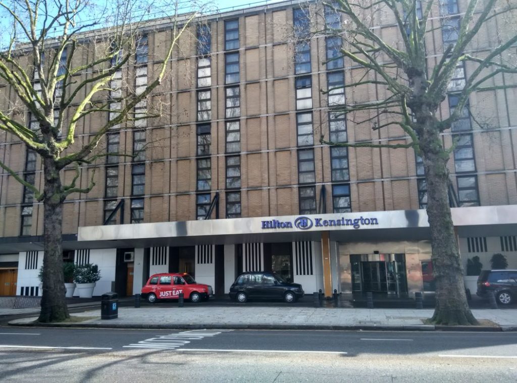 hilton-london-kensington-exterior-verylvke