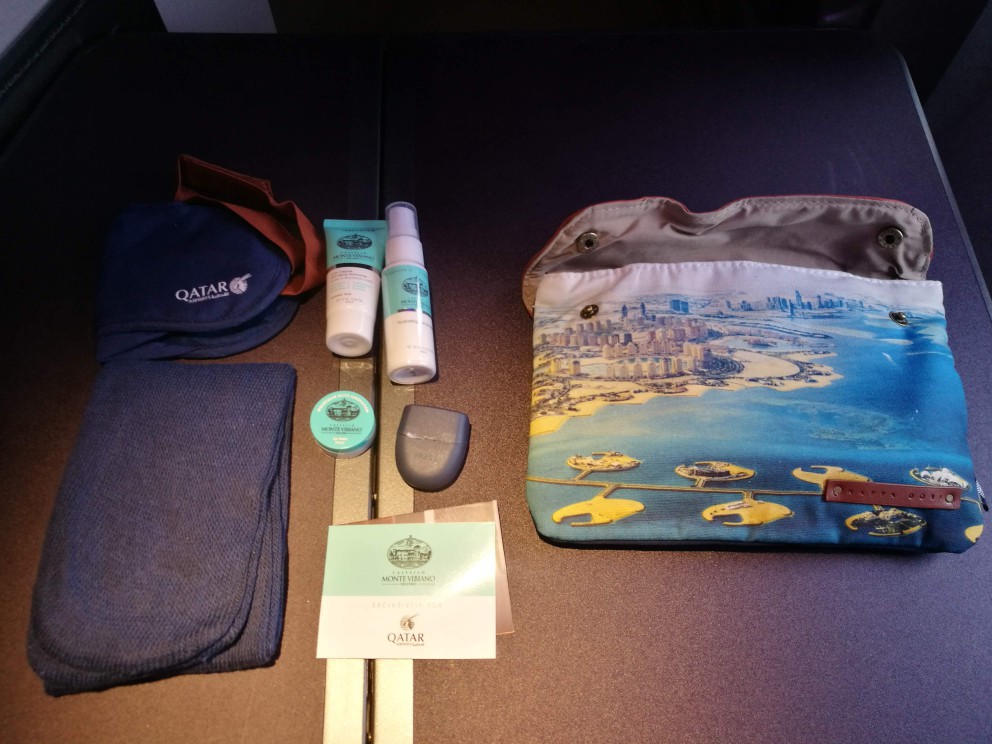 qatarairways77wqsuiteamenitykit Verylvke
