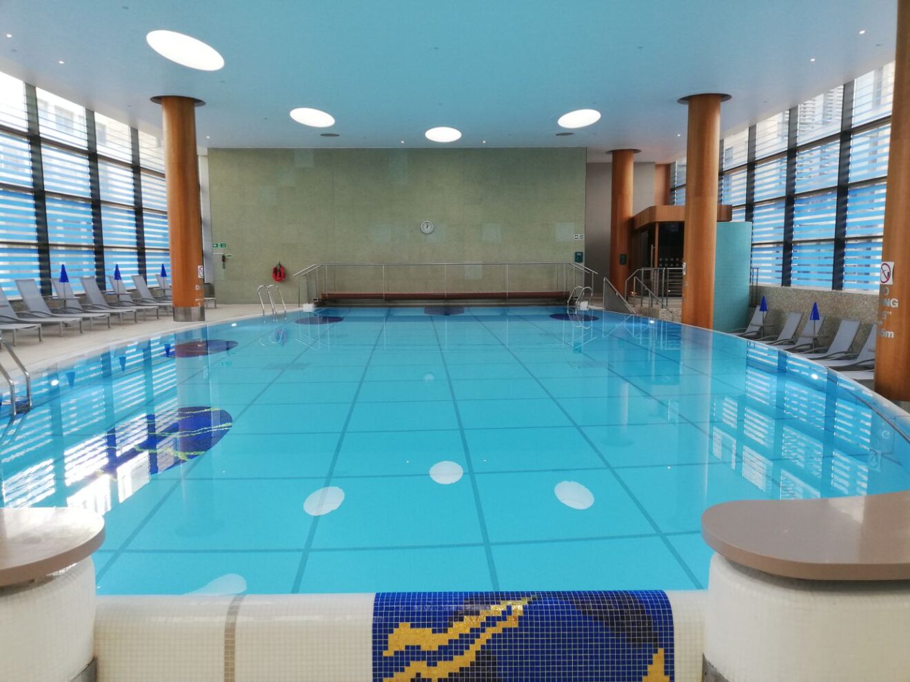 sheratonedinburghswimmingpool1 Verylvke