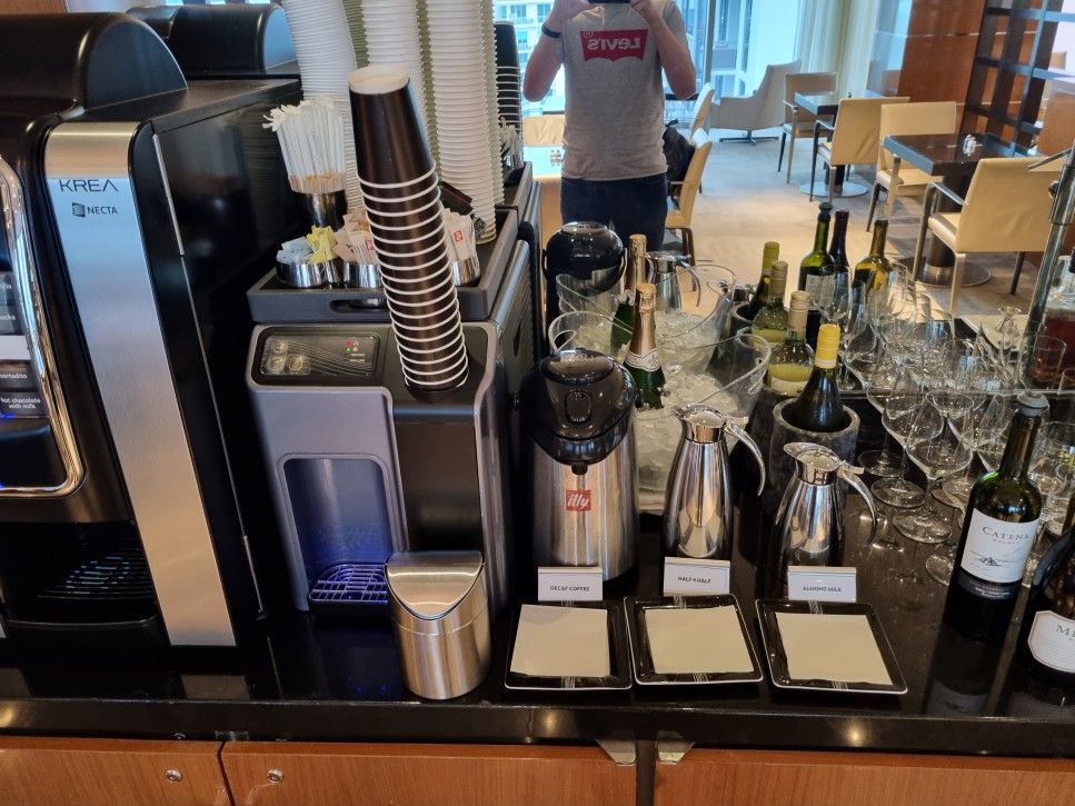 jwmarriottmarquismiamiloungecoffee Verylvke