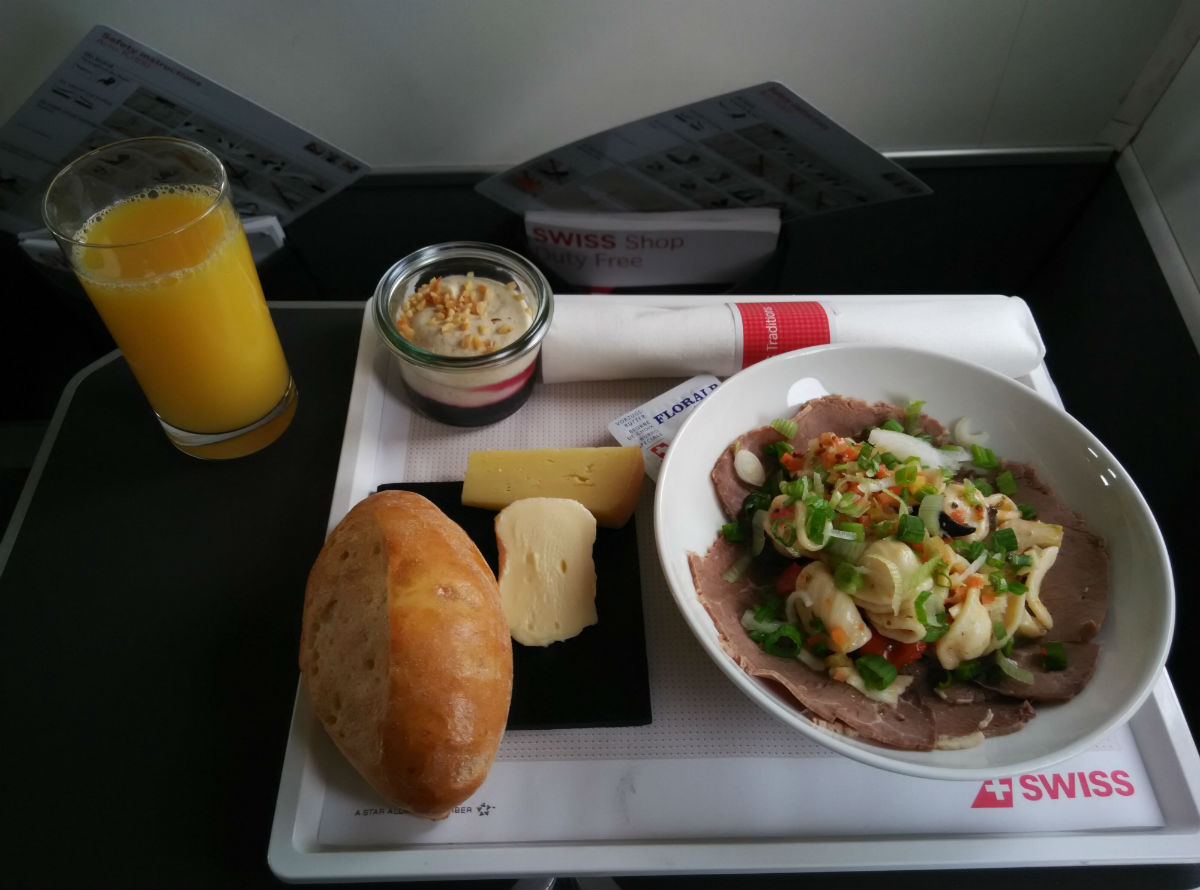 swiss-business-gva-lcy-food