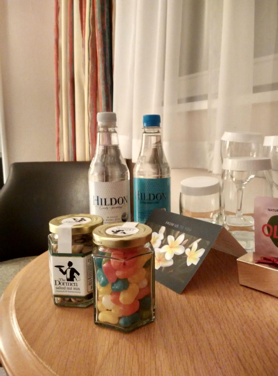 hilton-stansted-gift-2