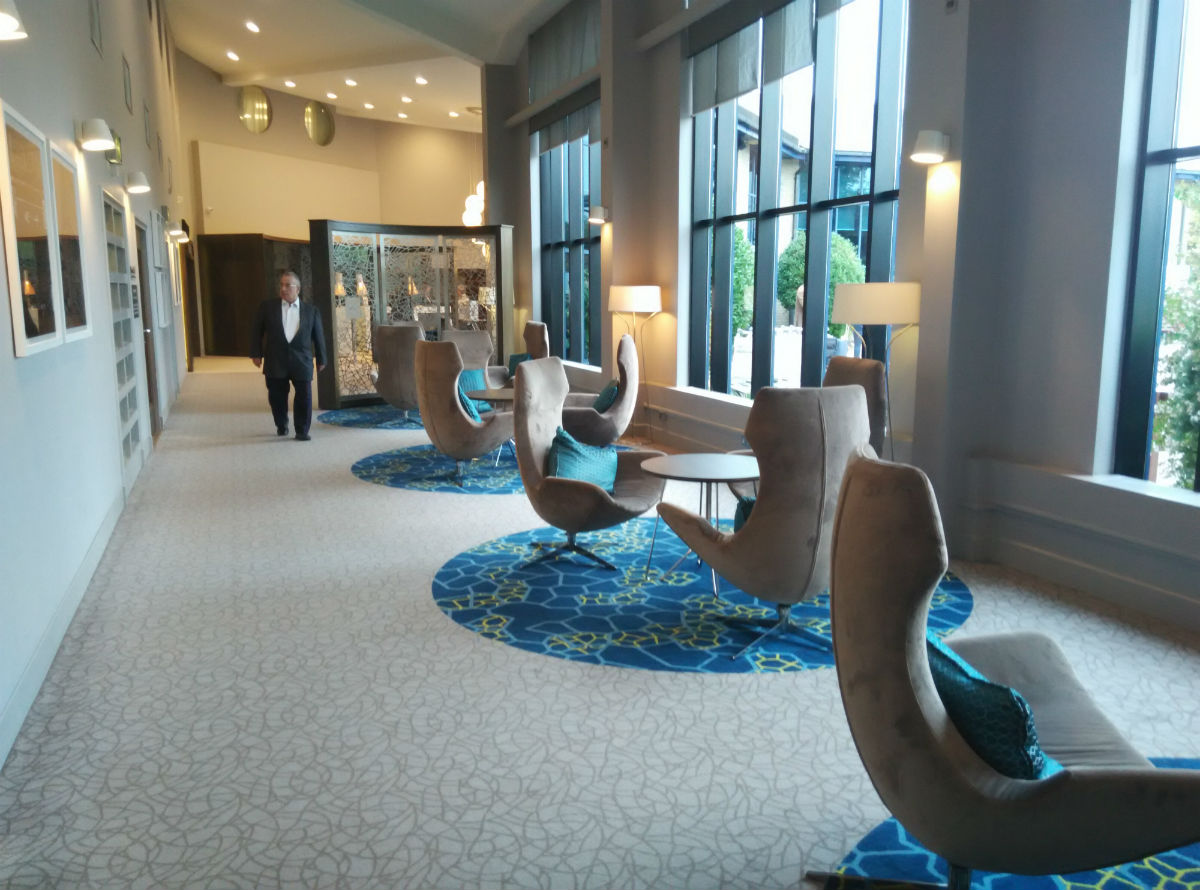hilton-stansted-lobby
