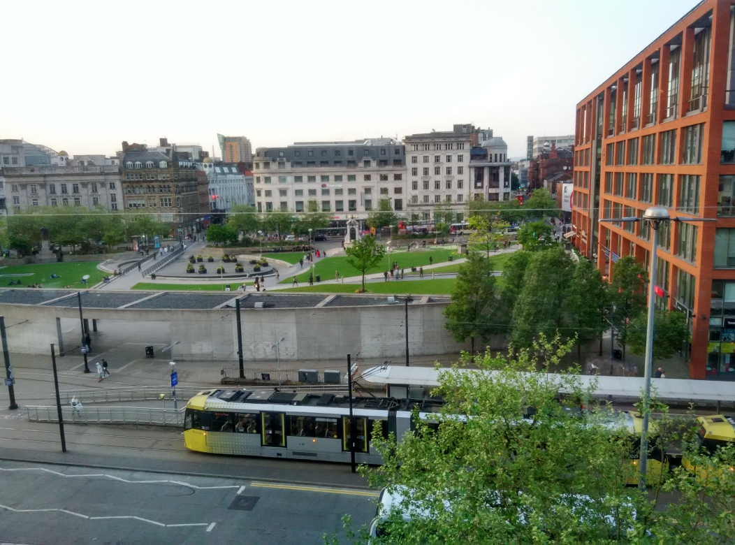 mercure-manchester-piccadilly-view-from-bar